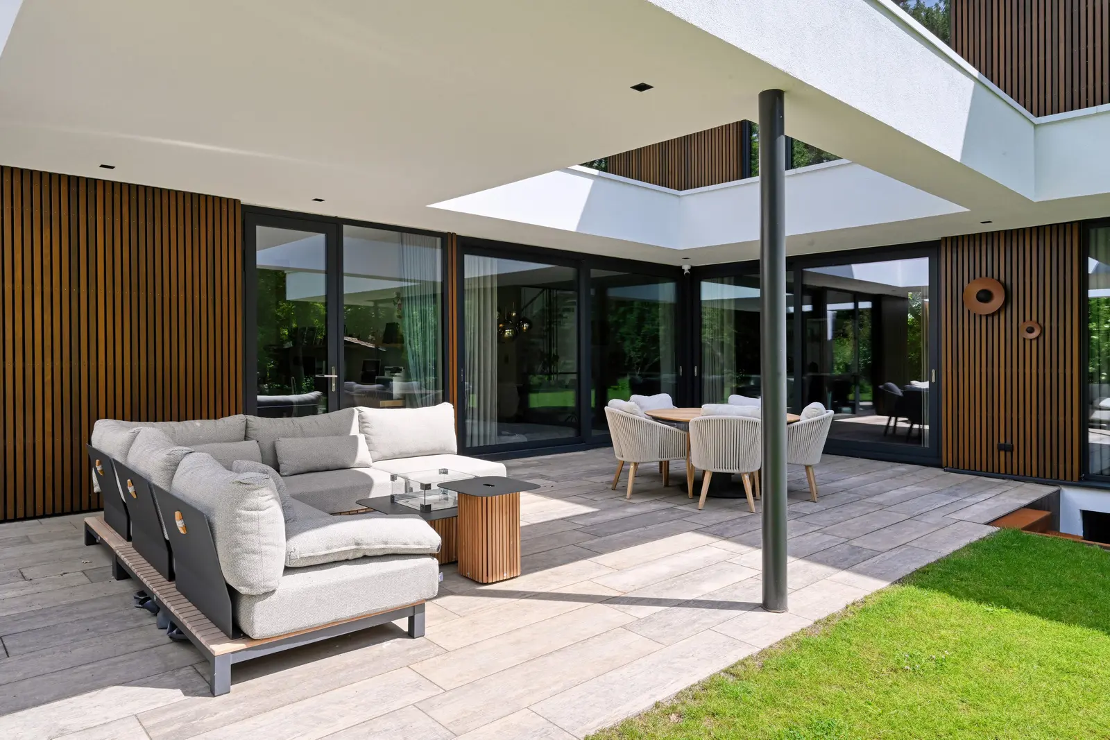 Jaren-70 bungalow in Jagersveld, Lelystad, verbouwd tot eigentijdse gezinswoning