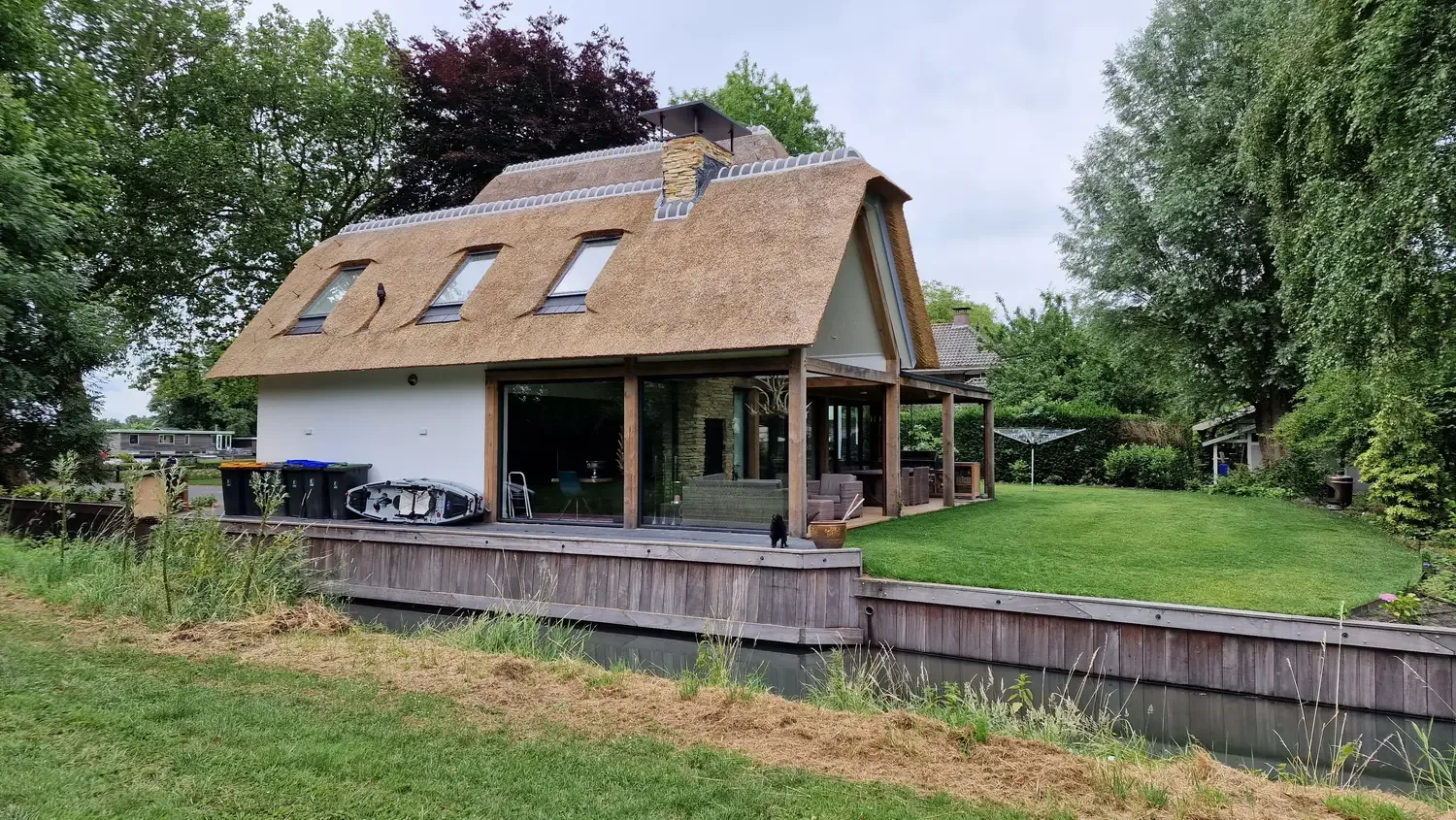 Funderingsherstel en hoogwaardige isolatie toegepast bij de verbouw van Villa Kickestein