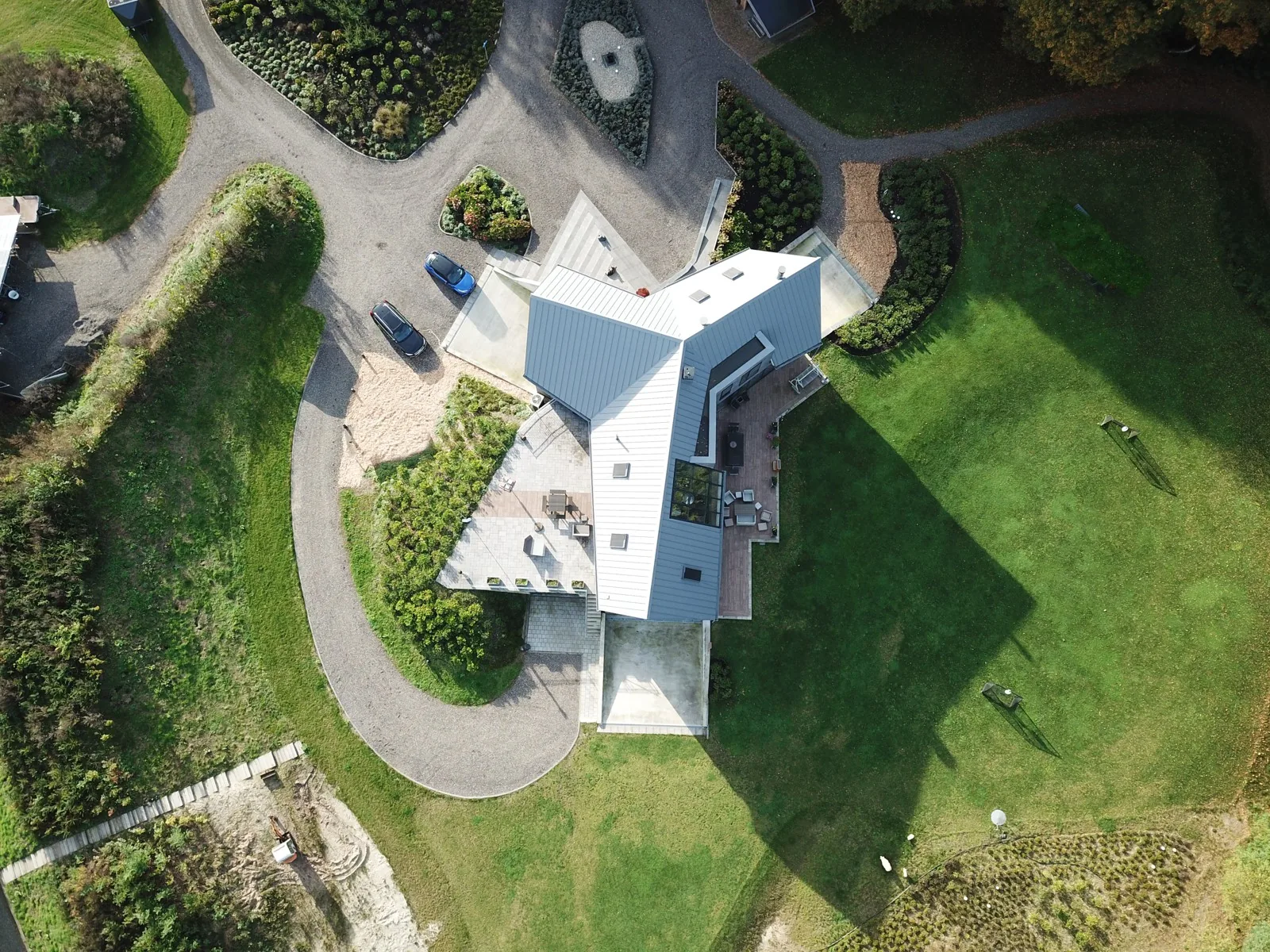 Ligging villa Prattenburg tussen bosrand en rondweg naast landgoed
