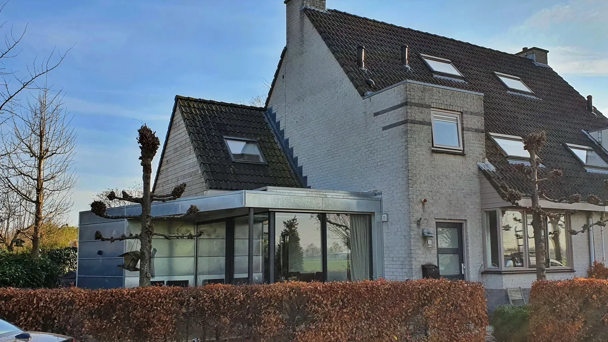 Aanbouw/verbouwing woning – project Kleine uitbouw met zinken gevel door Architectenbureau Jules Zwijsen