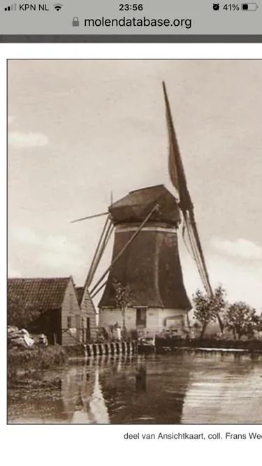 Nieuwbouwvilla met dwarskap, afgestemd op erfgoedeisen in Nieuwersluis